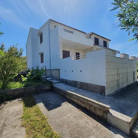 Apartman Nikola.s Slatine